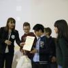 La squadra "Bielorussia" premiata dalla professoressa Marta Castagna, dirigente scolastica dello Zaccagna